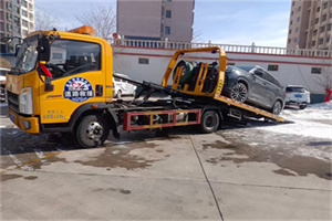 岳塘区救援拖车费用怎么算